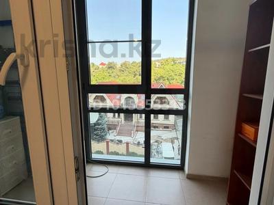 2-бөлмелі пәтер · 52 м² · 3/12 қабат, Бекхожина 15, бағасы: 450 000 ₸ в Алматы, Медеуский р-н