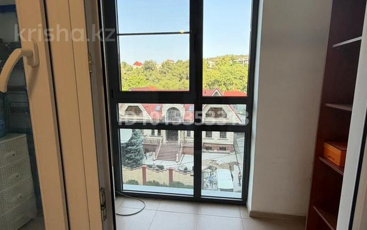 2-бөлмелі пәтер · 52 м² · 3/12 қабат, Бекхожина 15, бағасы: 450 000 ₸ в Алматы, Медеуский р-н — фото 2