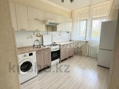 2-бөлмелі пәтер · 58 м² · 3/10 қабат, Аубая Байгазиева 35Б — Абылайхана(Центральная почта), бағасы: 290 000 ₸ в Каскелене
