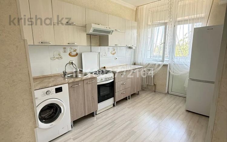 2-бөлмелі пәтер · 58 м² · 3/10 қабат, Аубая Байгазиева 35Б — Абылайхана(Центральная почта), бағасы: 290 000 ₸ в Каскелене — фото 2