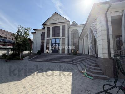 Жеке үй · 8 бөлме · 460 м² · 8 жүзд., Арай-2 ш/а. 13 — Роза багланова, бағасы: 140 млн ₸ в Таразе, мкр Арай-2