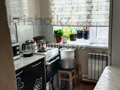 1-бөлмелі пәтер · 30.2 м² · 1/5 қабат, Абая 14, бағасы: 8 млн ₸ в Сатпаев