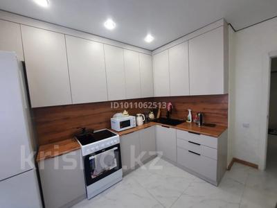 2-комнатная квартира · 80 м² · 5/10 этаж, Базовая 2/6 — За драм театром за 320 000 ₸ в Усть-Каменогорске