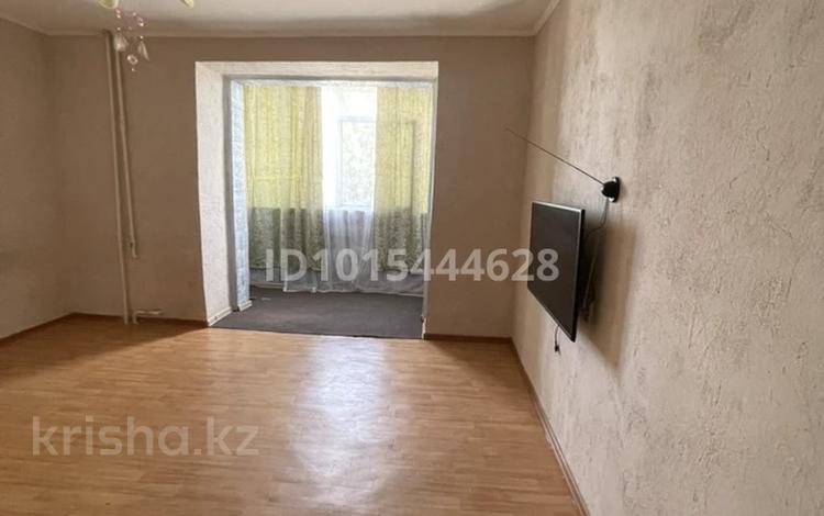 1-комнатная квартира · 33 м² · 3/5 этаж, Ауезова 79 А за 110 000 ₸ в Семее — фото 2