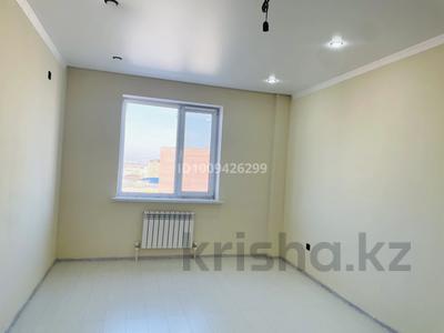 2-комнатная квартира · 67.7 м² · 9/10 этаж, мкр Центральный, Абая 26/1 за 30 млн 〒 в Атырау