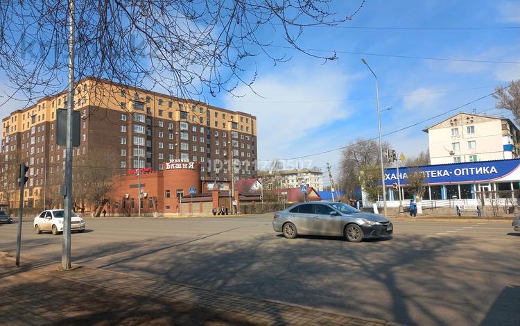2-бөлмелі пәтер · 72 м² · 5/10 қабат, Абулхаирхана 147 — Остановка ТАЛАП. ТУРИСТ торг дом, бағасы: 40 млн ₸ в Уральске — фото 2