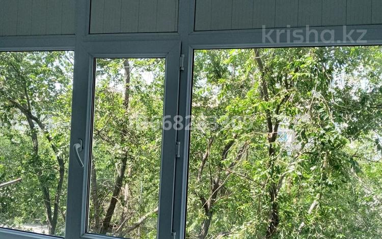 2-бөлмелі пәтер · 54 м² · 4/5 қабат, Владимирская 20 — Владимирская, бағасы: 170 000 ₸ в Атырау, мкр Авангард-4 — фото 2