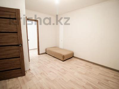 1-комнатная квартира, 32 м², 5/5 этаж, Самал за 5.6 млн 〒 в Талдыкоргане, мкр Самал