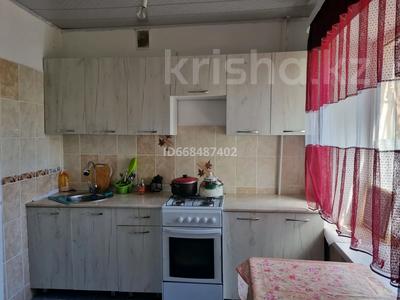 1-комнатная квартира · 35 м² · 2/5 этаж, мкр Центральный, проспект Каныша Сатпаева 28 за 150 000 〒 в Атырау