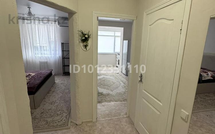 1-бөлмелі пәтер · 38 м² · 5/5 қабат, 18 — 18мкр 19 дом!!, бағасы: 10 млн ₸ в Актау, 18-й мкр  — фото 9
