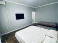 1-комнатная квартира, 40 м², 3/5 этаж посуточно, Толе би — Абая за 8 000 〒 в Таразе — фото 3