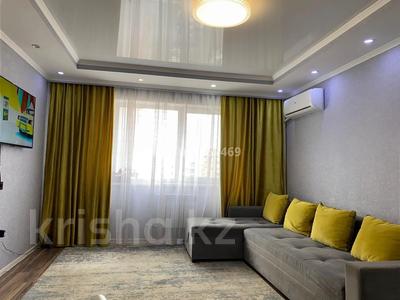 3-комнатная квартира · 70 м² · 7/10 этаж, Жунисова за 300 000 ₸ в Алматы, Наурызбайский р-н