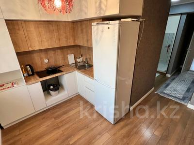 3-бөлмелі пәтер, 75 м², 5/9 қабат, мкр Аксай-4 8, бағасы: 44 млн 〒 в Алматы, Ауэзовский р-н