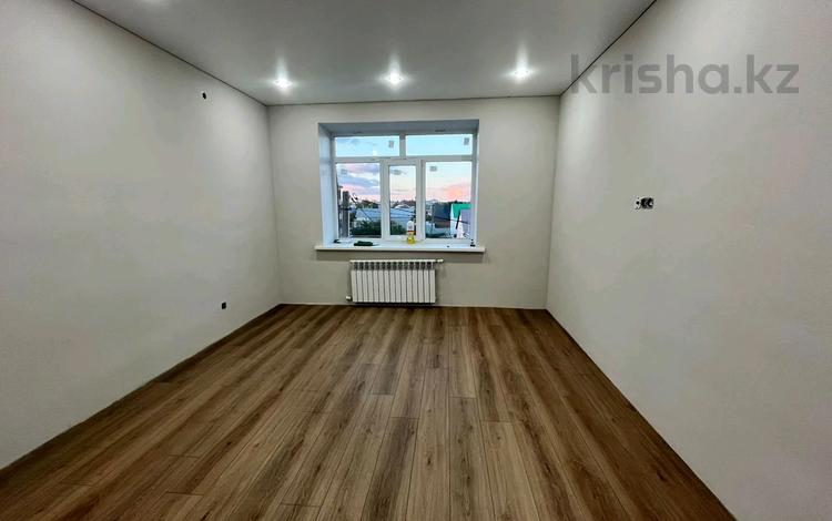 1-бөлмелі пәтер · 43.7 м² · 3/4 қабат, Кызылжарская, бағасы: 19.9 млн ₸ в Уральске — фото 2