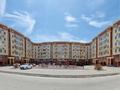 4-бөлмелі пәтер · 138 м² · 4/5 қабат, 34-й мкр, 34-ш/а. 12 — 19мектеп гимназиясы үйдің артында орналасқан, анамен бала орталығы, қан орталығы жақын орналасқан ! 4этаждан 4бөлмелі үй сатылады.138.1кв.м, бағасы: 32 млн ₸ в Актау
