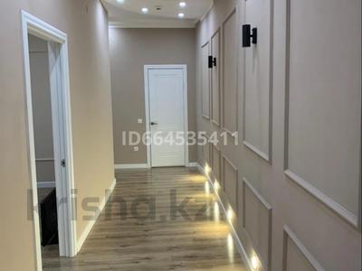 2-комнатная квартира · 83 м² · 1/6 этаж, 10-й мкр 2 за 300 000 ₸ в Актау