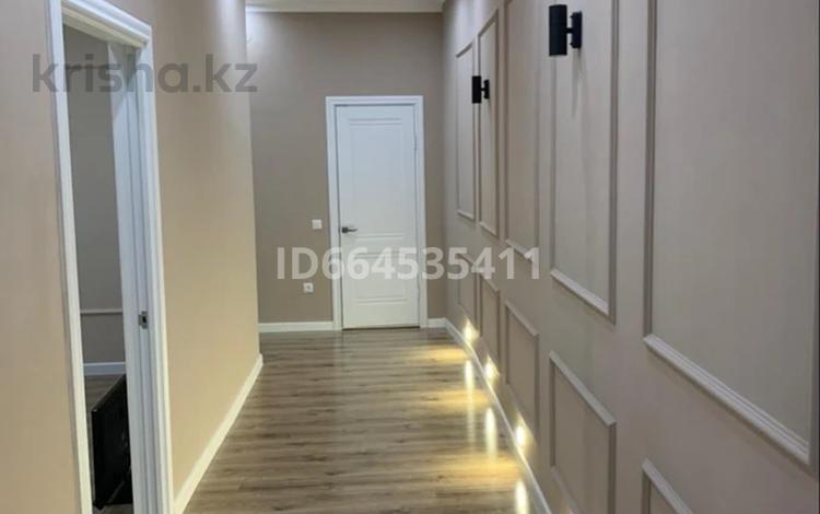 2-бөлмелі пәтер · 83 м² · 1/6 қабат, 10-ш/а. 2, бағасы: 300 000 ₸ в Актау, 10-й мкр — фото 17