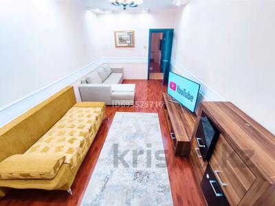 3-комнатная квартира · 100 м² · 1/5 этаж, 14-й мкр 19 — Море, Вид на море Первая береговая линия, ТРЦ Астана за 15 000 〒 в Актау