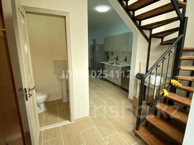 Жеке үй · 3 бөлме · 80 м² · 1.5 сот., Ногайбаева 78/3 — Возле школы 57, бағасы: 500 000 〒 в Алматы, Жетысуский р-н