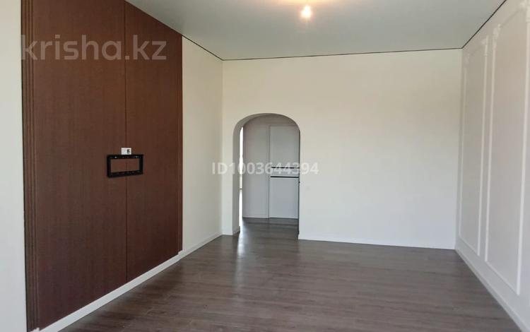 4-бөлмелі пәтер · 120 м² · 5/5 қабат, мкр Юго-Восток, Муканова 51/4 — Каркаралы ресторан, бағасы: 400 000 〒 в Караганде, Казыбек би р-н — фото 2