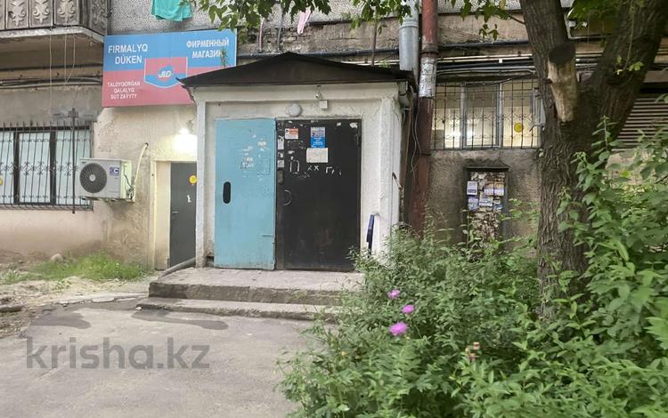 3-бөлмелі пәтер · 63.1 м² · 2/5 қабат, мкр Аксай-2 12 — Кв.20, бағасы: ~ 43.4 млн ₸ в Алматы, Ауэзовский р-н — фото 2