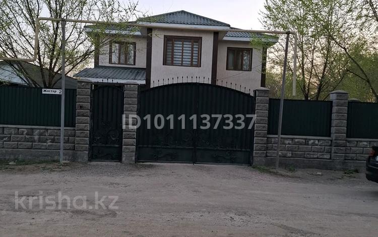 Отдельный дом · 8 комнат · 220 м² · 6 сот., Жастар 2 за 63 млн 〒 в Жамбыле — фото 2