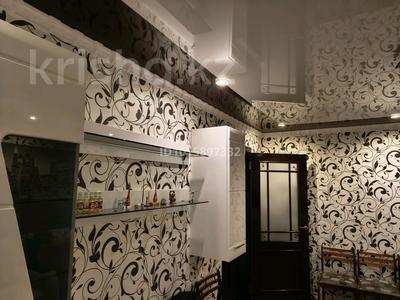 2-бөлмелі пәтер · 50 м² · 2/9 қабат, Восток-3 ш/а., Майкудук, мкр Восток-3 21, бағасы: 180 000 ₸ в Караганде, Алихана Бокейханова р-н