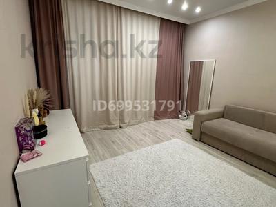1-бөлмелі пәтер · 42 м² · 7/9 қабат, Туран 46А — Орынбор, бағасы: 240 000 ₸ в Астане, Есильский р-н