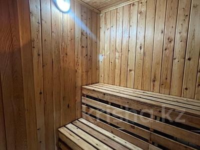 Отдельный дом · 5 комнат · 288 м² · 8 сот., Ж.м Жанаконыс за 65 млн 〒 в Актобе