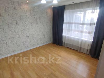 3-бөлмелі пәтер · 60 м² · 2/5 қабат, Аскарова 26, бағасы: 29.5 млн ₸ в Шымкенте, Туран р-н