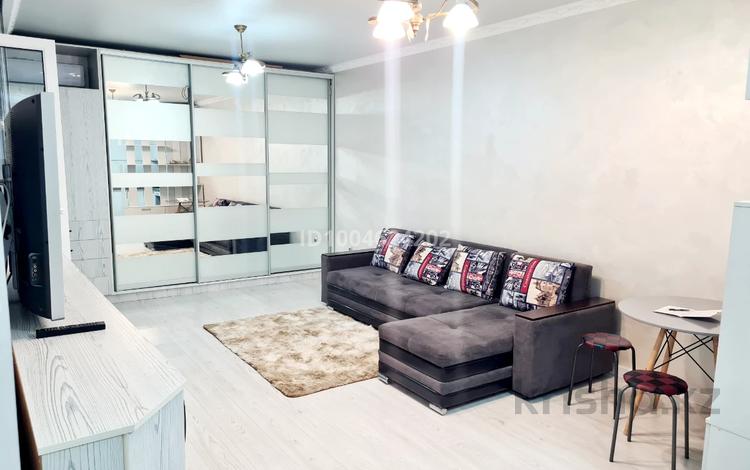 2-бөлмелі пәтер · 65 м² · 7/10 қабат, Кенесары хана 54 — Аскарова, бағасы: 300 000 〒 в Алматы, Бостандыкский р-н — фото 2