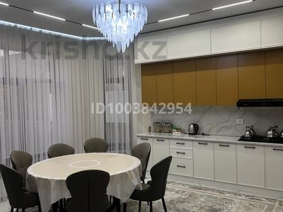 Дом · 7 комнат · 800 м², Сулейманова 284 — Сулейманова за 130 000 ₸ в Таразе