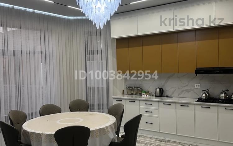 Дом · 7 комнат · 800 м², Сулейманова 284 — Сулейманова за 130 000 ₸ в Таразе — фото 20
