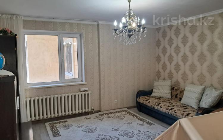 3-комнатная квартира · 80 м² · 7/14 этаж, Сакена Сейфуллина — БЕЗ КОМИССИИ ДЛЯ ПОКУПАТЕЛЯ!!! БЕСПЛАТНАЯ КОНСУЛЬТАЦИЯ ПО ИПОТЕКЕ!!! за 42.9 млн ₸ в Астане, р-н Байконур — фото 2