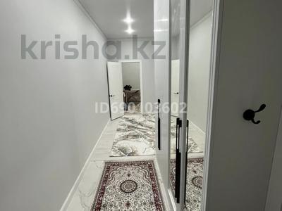 1-бөлмелі пәтер, 77 м², 10/16 қабат ай сайын, 17-й мкр 23, бағасы: 230 000 〒 в Актау, 17-й мкр