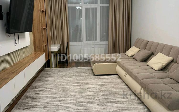 3-комнатная квартира · 93 м² · 17/17 этаж, Туран 43/1 за 500 000 ₸ в Астане, Нура р-н — фото 2