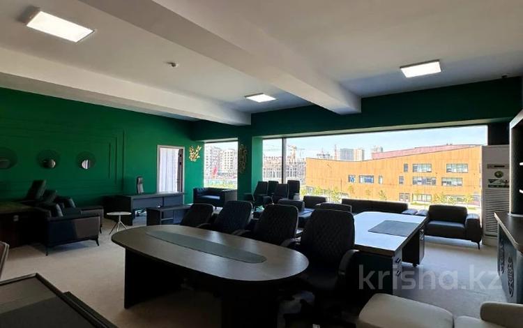 Свободное назначение · 285.7 м² за 500 млн 〒 в Астане, Есильский р-н — фото 2