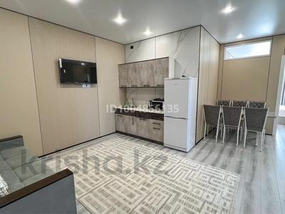 Аренда квартир посуточно в Алматы: 4-комнатная квартира · 78 м² · 18/19 этаж, Абая 160 за 50 000 〒 4-комнатная квартира · 78 м² · 18/19 этаж, Абая 160 за 50 000 〒 в Алматы, Бостандыкский р-н