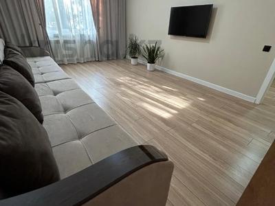 2-комнатная квартира · 61 м² · 1/5 этаж, мкр Тастак-2, Туркебаева за 48 млн 〒 в Алматы, Алмалинский р-н