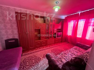 2-комнатная квартира · 43 м² · 4/5 этаж, Привокзальная 10 — Курмангазы за 9 млн 〒 в Уральске, мкр Школьник