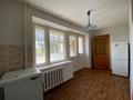 2-бөлмелі пәтер · 43 м² · 4/5 қабат, Привокзальная 10 — Курмангазы, бағасы: 8.5 млн ₸ в Уральске, мкр Школьник — фото 3