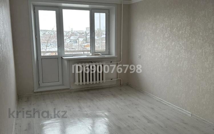 2-комнатная квартира, 44.8 м², 3/5 этаж, 7 64/3 за 7.4 млн 〒 в Степногорске — фото 2