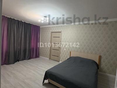 2-комнатная квартира · 44 м² · 1/5 этаж, Бауыржан момышұлы 27/1 — Спальный телевизор холодильник стиральная машина кухня шкаф микроволновая печь пасуды все удобства за 8 000 ₸ в Темиртау