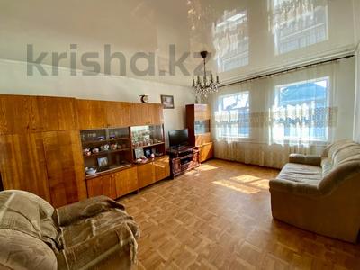 Продажа домов и дачи в Карагандинской обл.: Отдельный дом · 3 комнаты · 63.8 м² · 6 сот., Менделеева 2 за 8.5 млн 〒 Отдельный дом · 3 комнаты · 63.8 м² · 6 сот., Менделеева 2 за 8.5 млн 〒 в Сарани