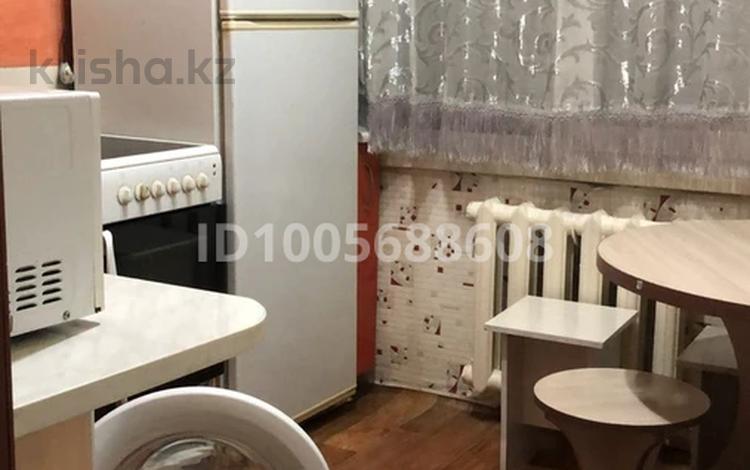 1-комнатная квартира · 36 м² · 2/5 этаж, Кабанбай батыра 43 за 2 000 ₸ в Усть-Каменогорске, Ульбинский — фото 2