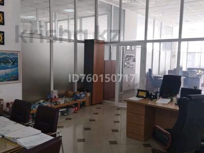 Офисы, магазины и бутики, склады, кабинеты и рабочие места · 31 м² за 77 500 〒 в Караганде, Казыбек би р-н