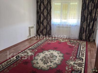 2-бөлмелі пәтер · 54 м² · 3/5 қабат, мкр Арай-2 18, бағасы: 21 млн 〒 в Таразе