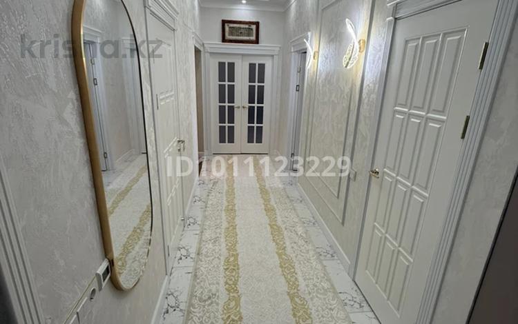 3-комнатная квартира · 105 м² · 3/7 этаж, 17-й мкр 51 за 46 млн ₸ в Актау — фото 2
