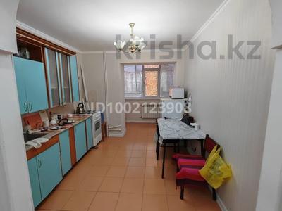 Аренда квартир в Актюбинской обл.: 1-комнатная квартира · 47 м² · 3/6 этаж, мкр Болашак, Бокенбай батыра за 130 000 〒 1-комнатная квартира · 47 м² · 3/6 этаж, мкр Болашак, Бокенбай батыра за 130 000 〒 в Актобе