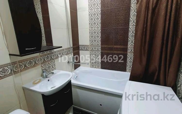 2-комнатная квартира · 46 м² · 8/9 этаж, Жумабаева 116 — Жумабаева абая за 18 000 ₸ в Петропавловске — фото 2